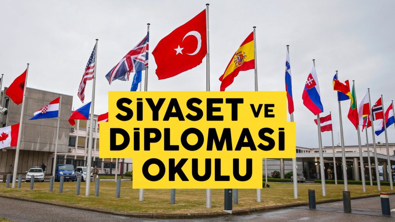 Liderlik_ve_Siyaset_okulu_afi_.jpg (83 KB)