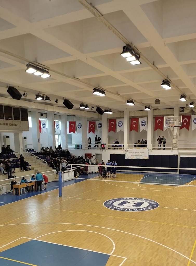 Halis Demir Spor Salonu.jpg (159 KB)